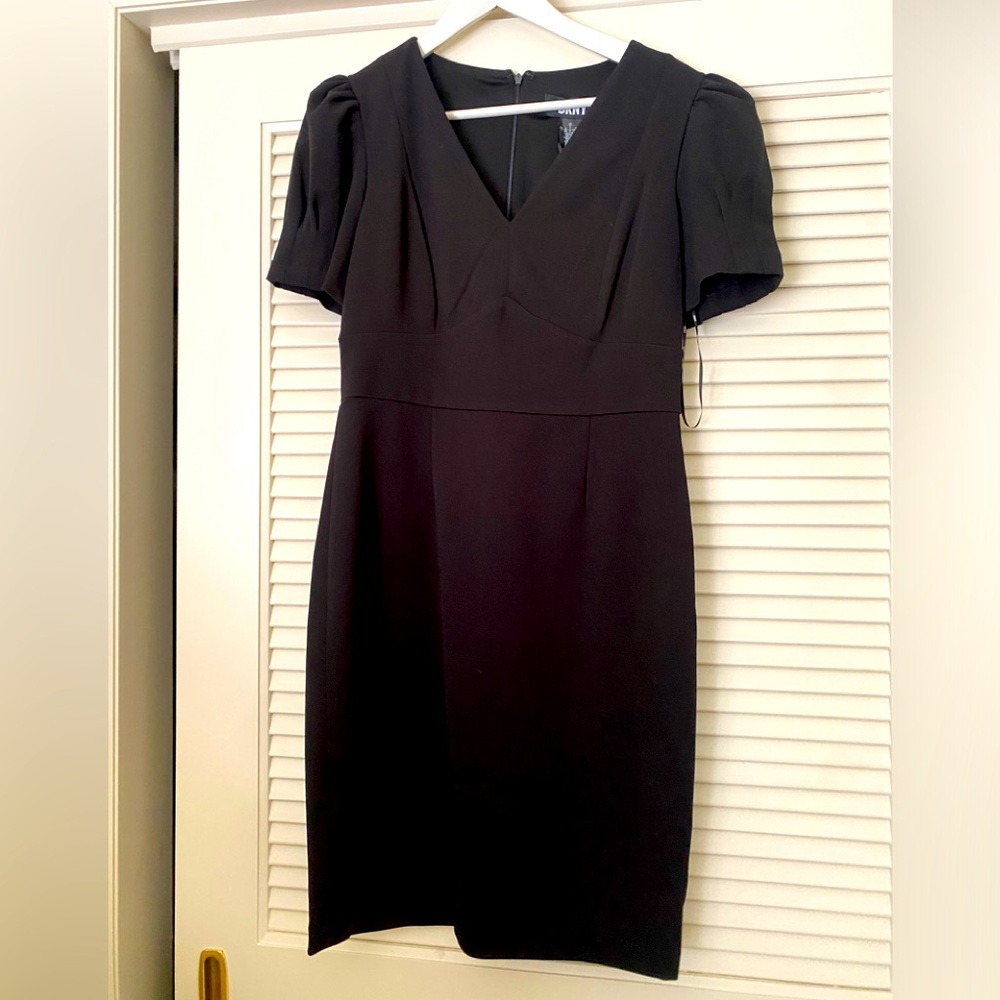 DKNY a lack dress size 8 never worn with tags